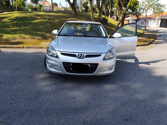 HYUNDAI I30 2.0 MPFI GLS 16V GASOLINA 4P AUTOMÁTICO HYUNDAI I30 2.0 MPFI GLS 16V GASOLINA 4P AUTOMÁTICO